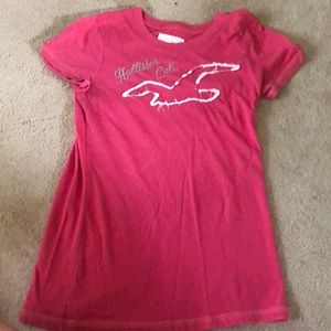 Hollister tee